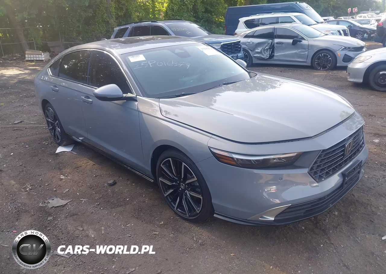 2025 Honda Accord Hybrid Touring – zdjęcie 1 z 17