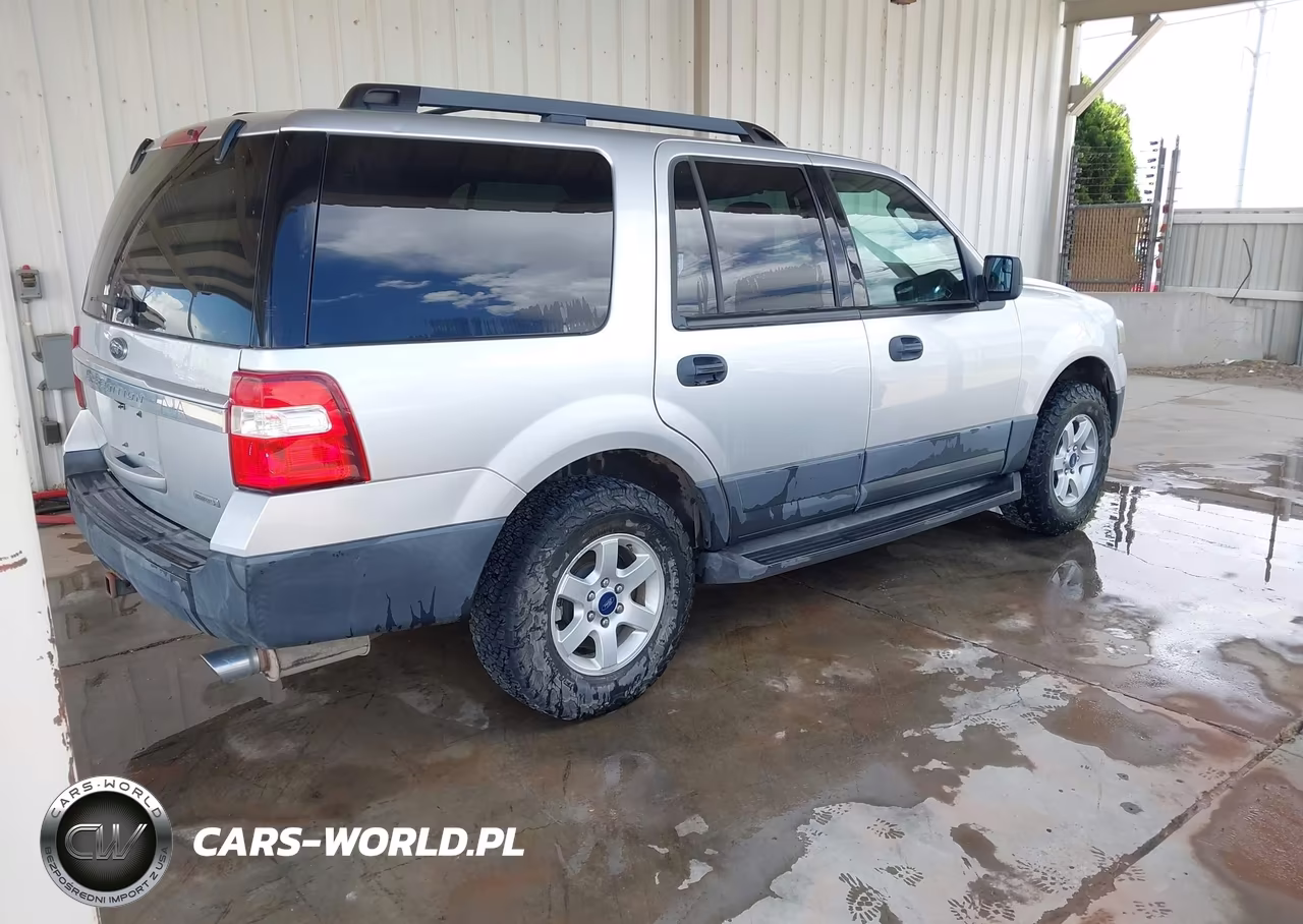 2017 Ford Expedition Xl VIN:1FMJU1GT9HEA71187 - 4
