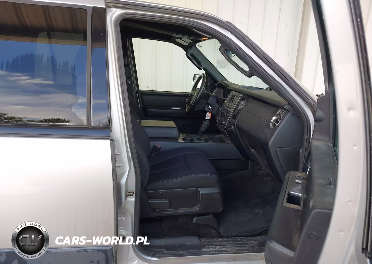 2017 Ford Expedition Xl VIN:1FMJU1GT9HEA71187 - 5