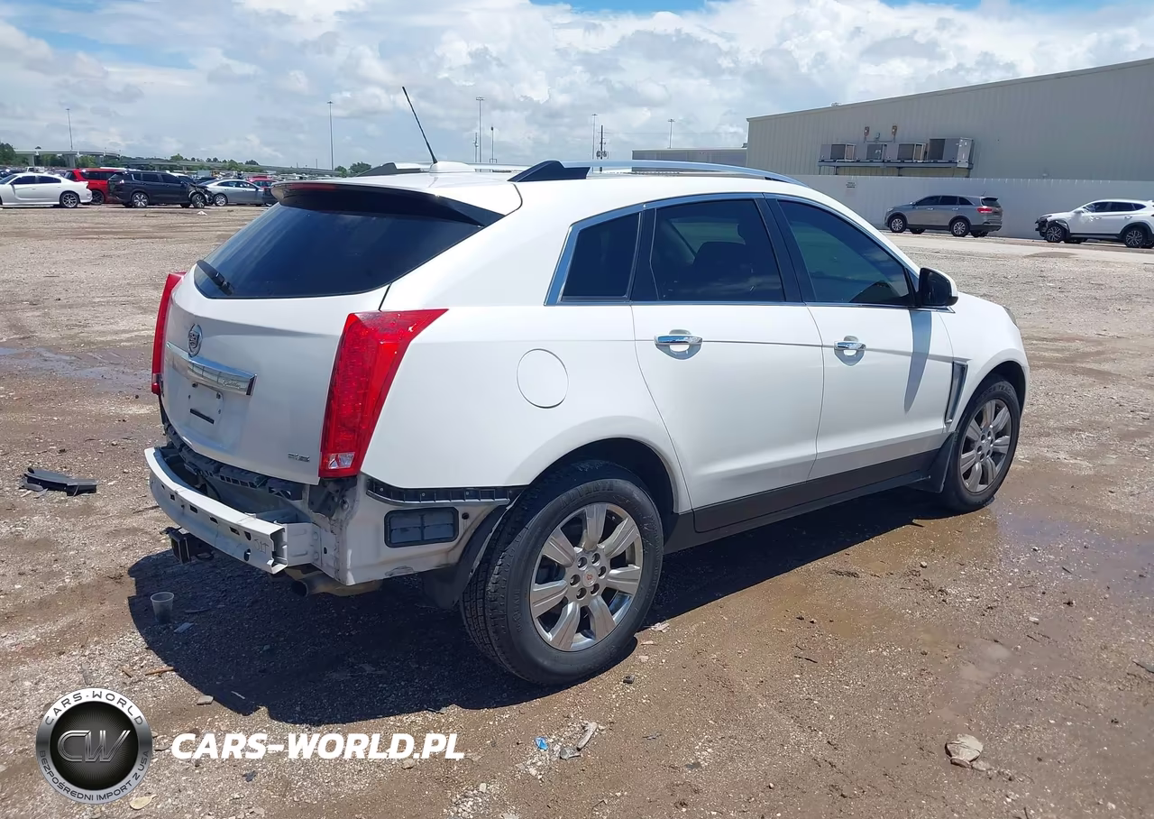 2015 Cadillac Srx Luxury Collection VIN:3GYFNEE38FS557519 - 4