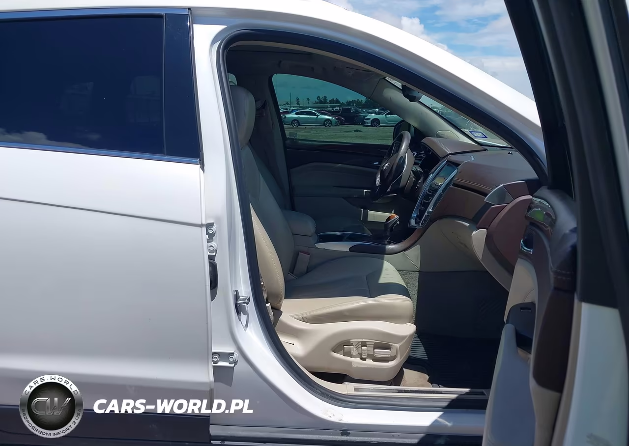 2015 Cadillac Srx Luxury Collection VIN:3GYFNEE38FS557519 - 5