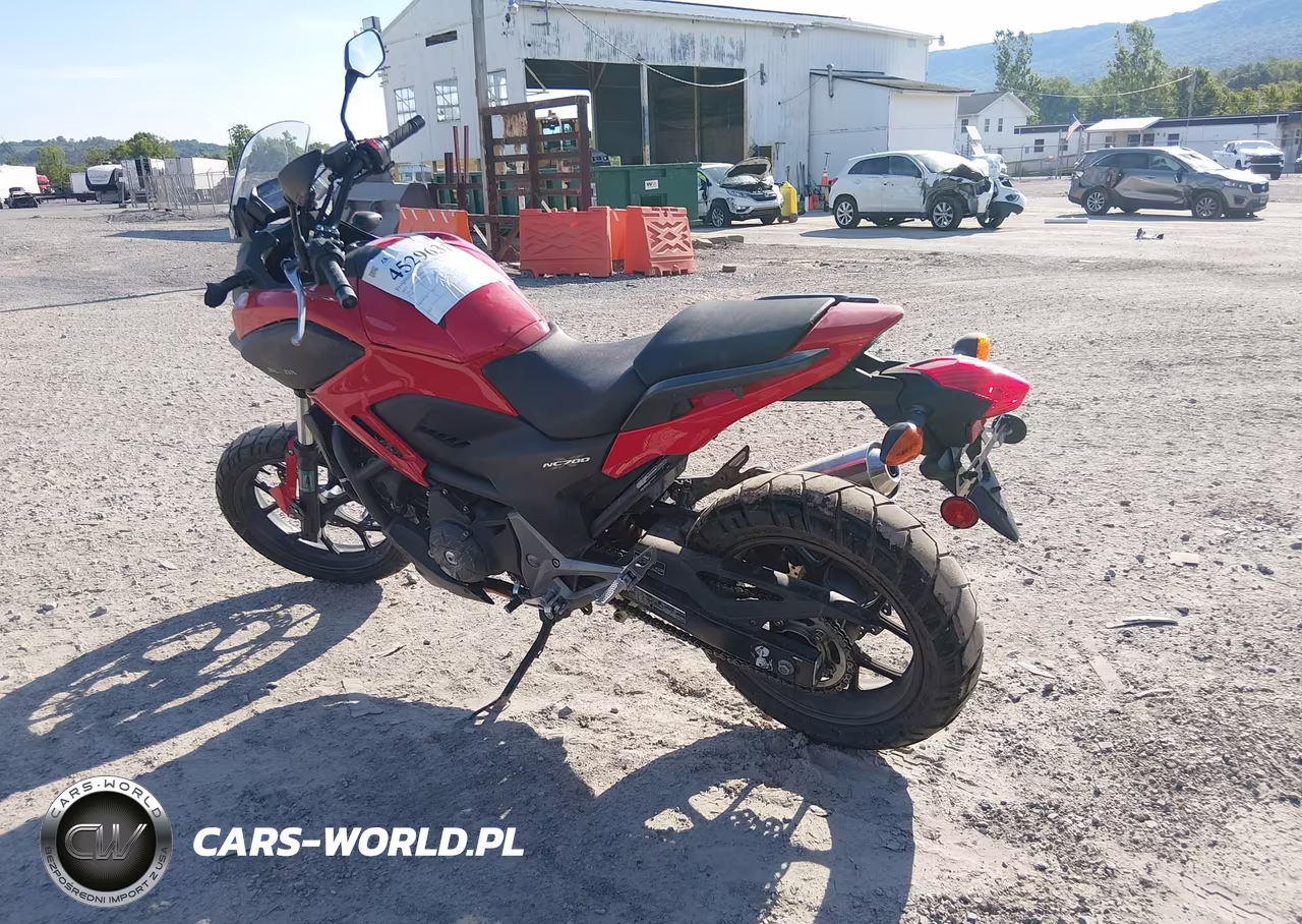 2015 Honda Nc700X VIN:JH2RC6302FK100294 - 3