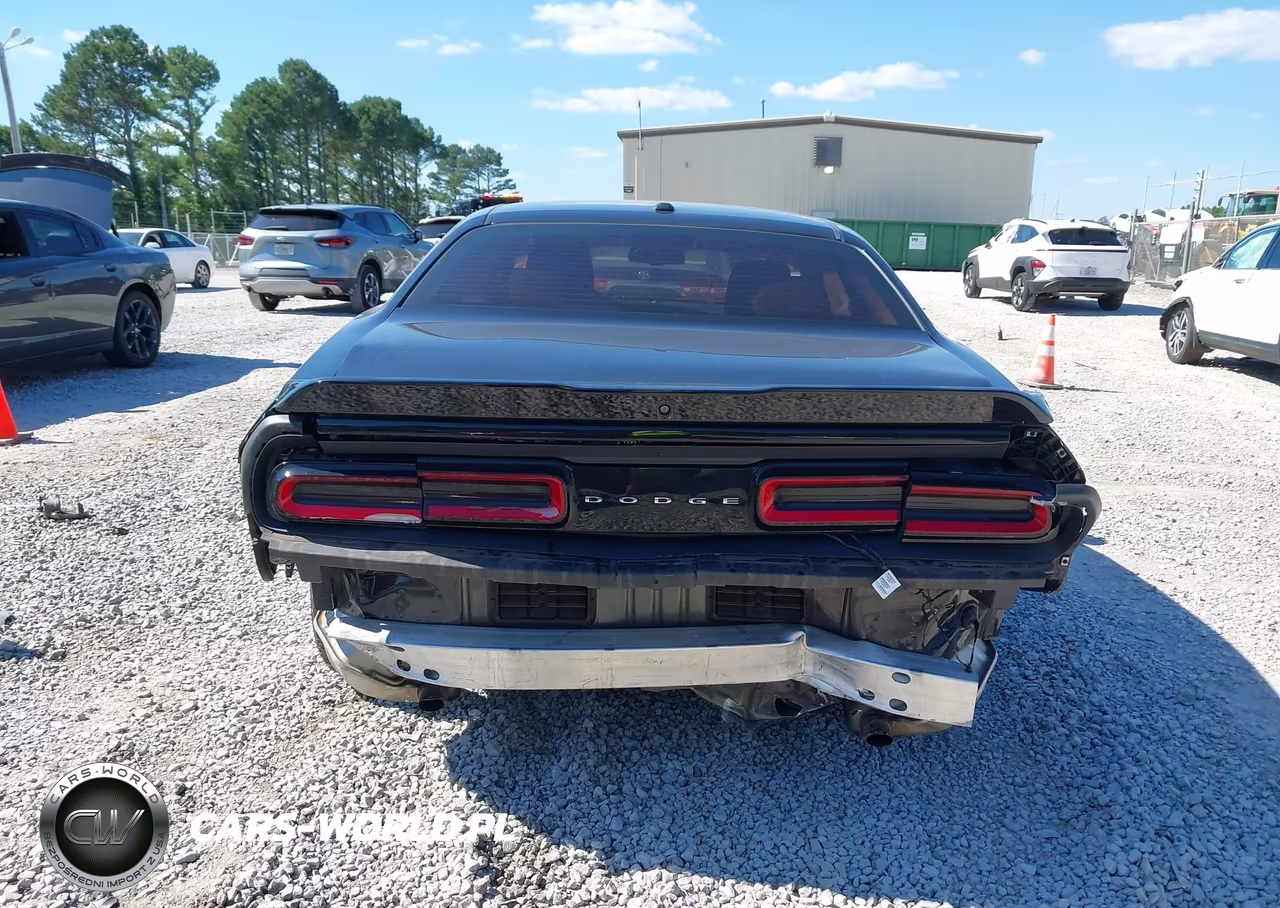 2019 Dodge Challenger Sxt VIN:2C3CDZAG0KH747974 - 16
