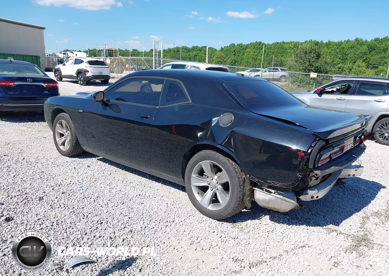 2019 Dodge Challenger Sxt VIN:2C3CDZAG0KH747974 - 3