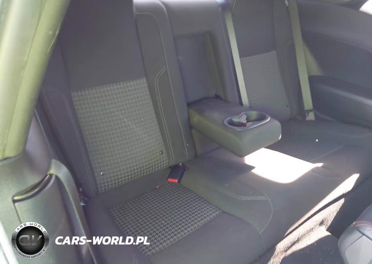 2019 Dodge Challenger Sxt VIN:2C3CDZAG0KH747974 - 8