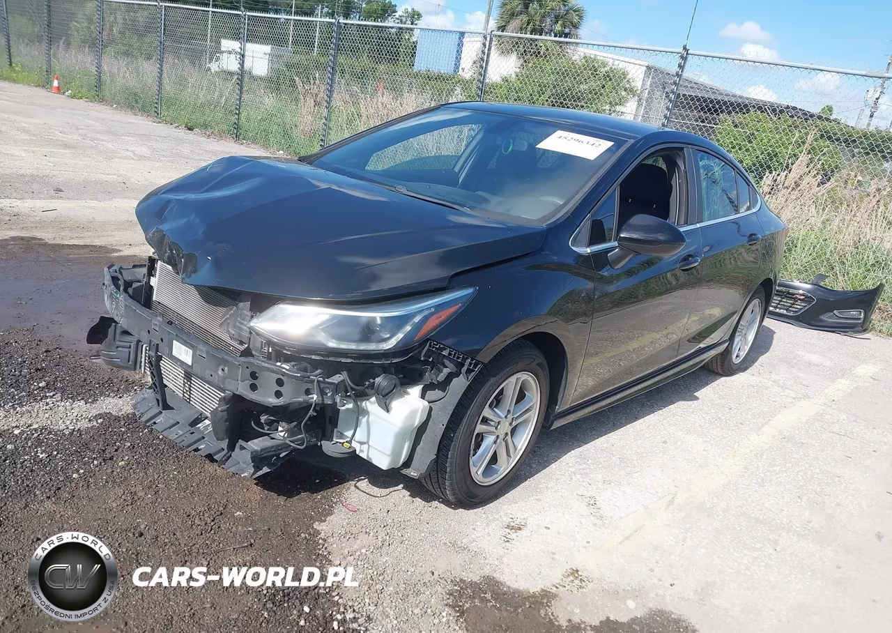 2018 Chevrolet Cruze Lt Auto VIN:1G1BE5SM7J7100931 - 2