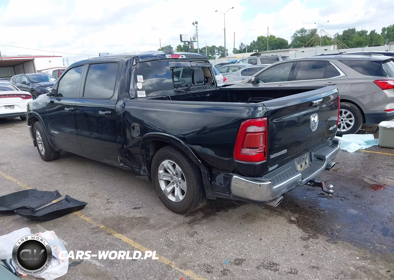 2021 Ram 1500 VIN:1C6SRFJT0MN810836 - 3