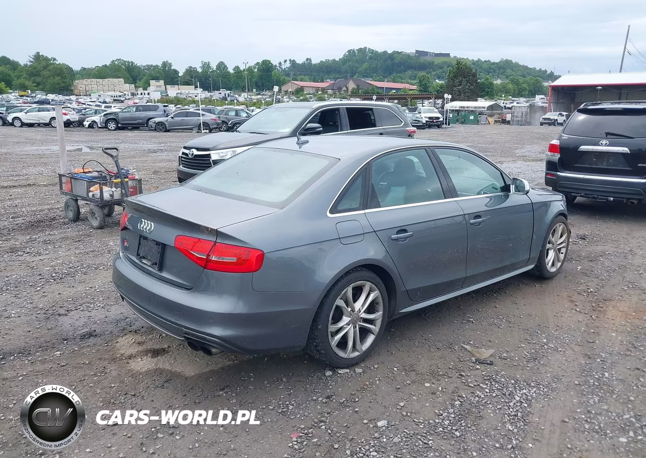 2013 Audi S4 3.0T Premium Plus VIN:WAUKGAFL3DA093962 - 4