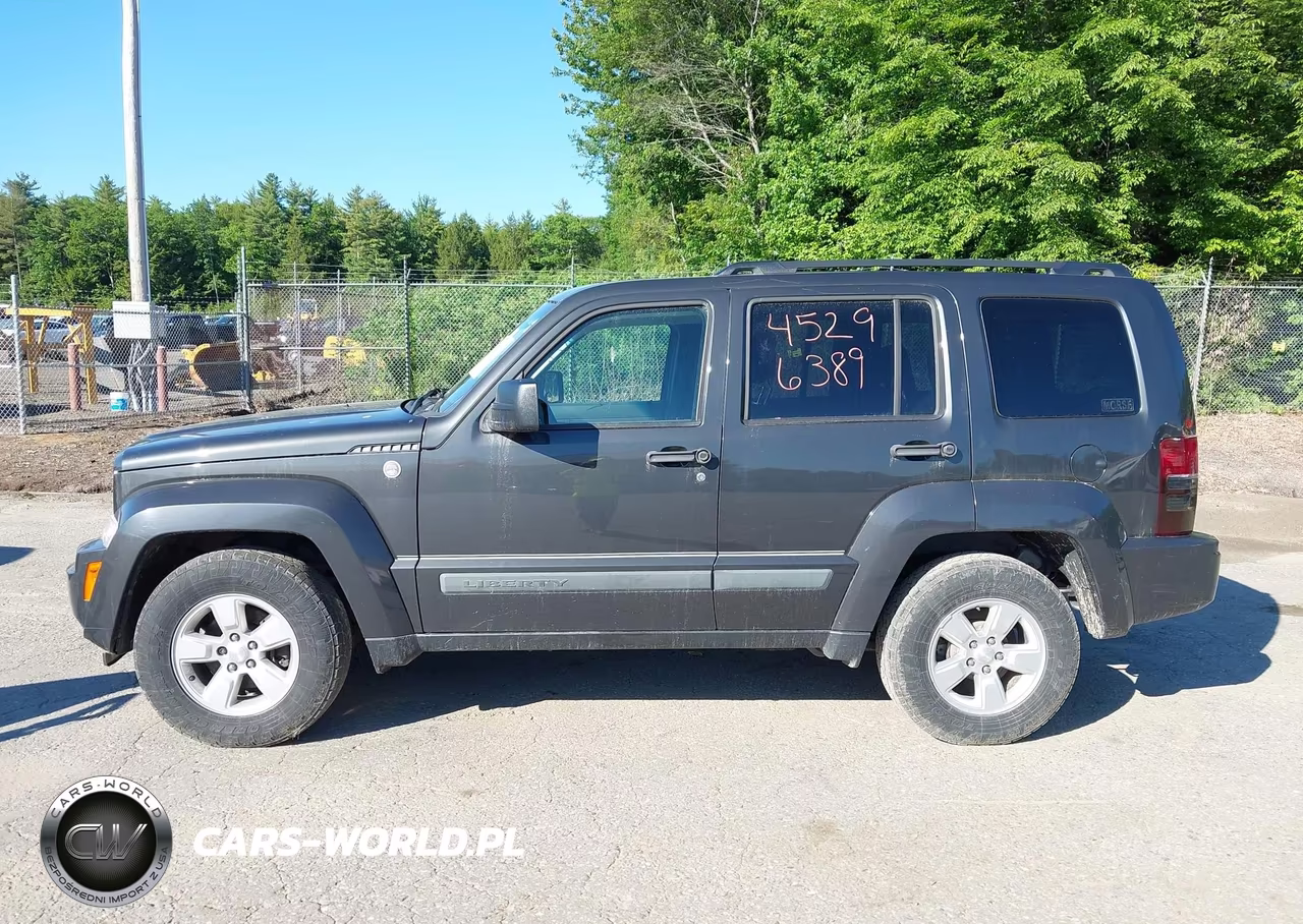2010 Jeep Liberty Sport VIN:1J4PN2GK7AW128165 - 12