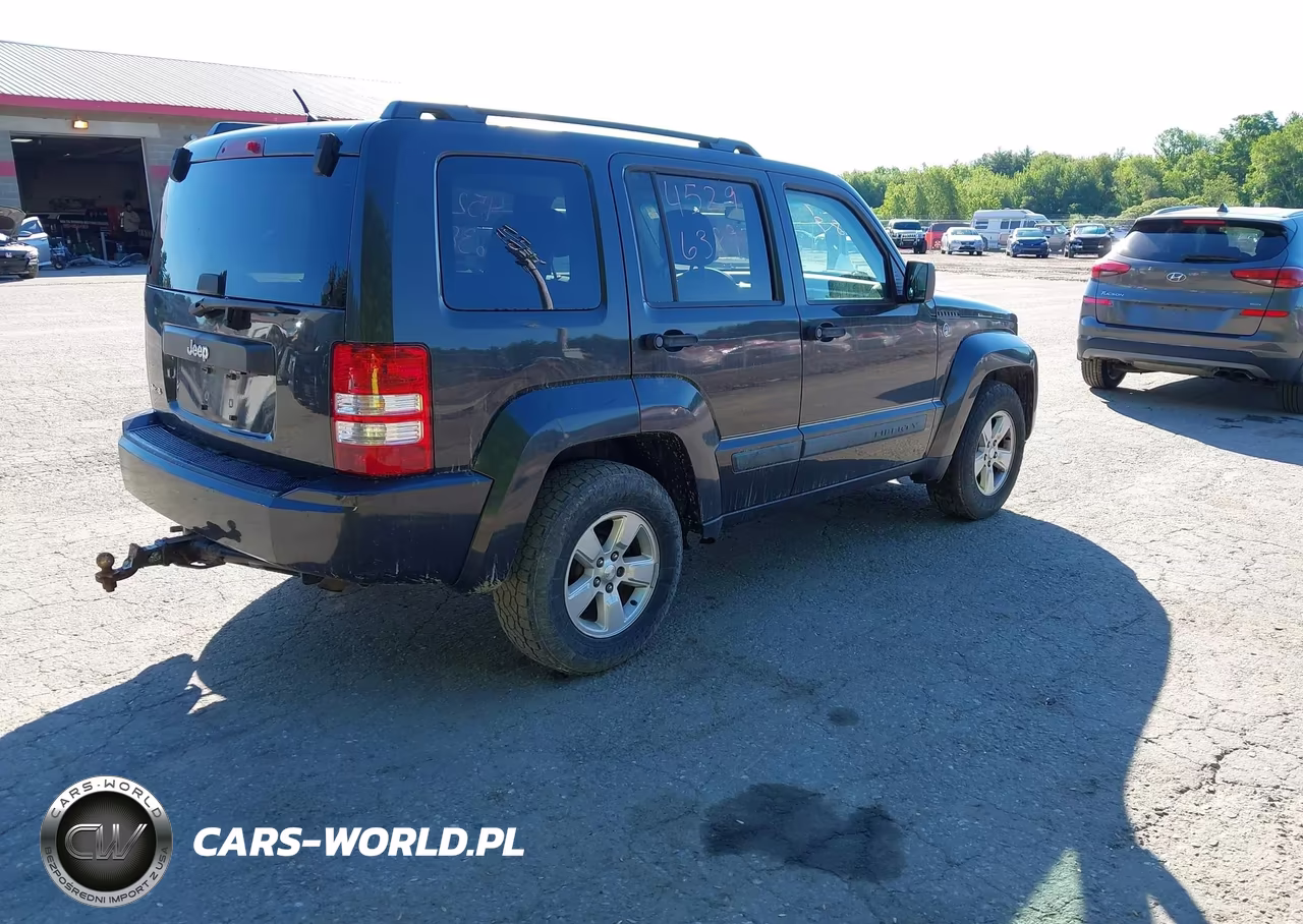 2010 Jeep Liberty Sport VIN:1J4PN2GK7AW128165 - 4