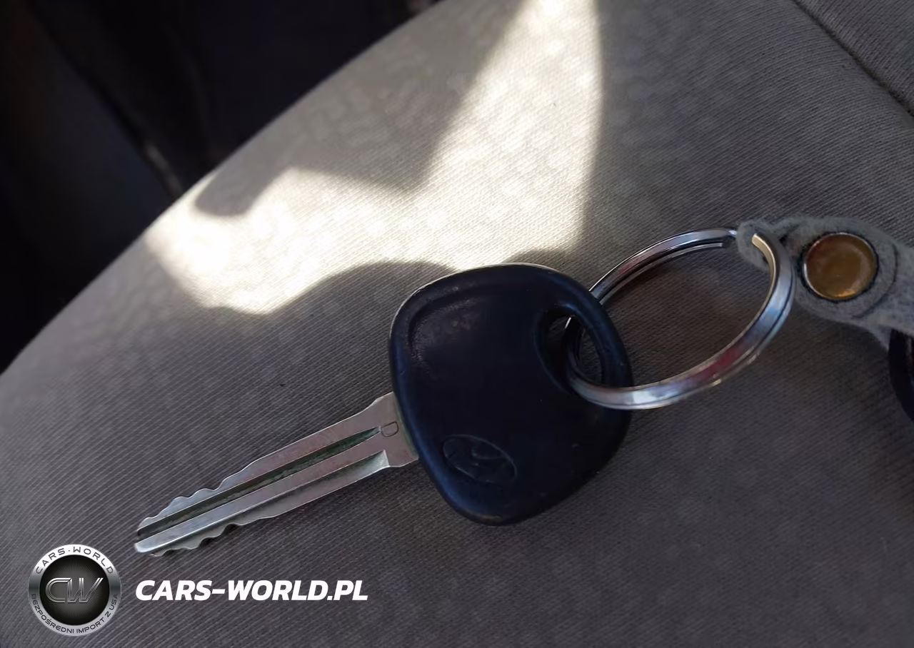 2010 Hyundai Elantra Gls VIN:KMHDU4AD5AU168947 - 11