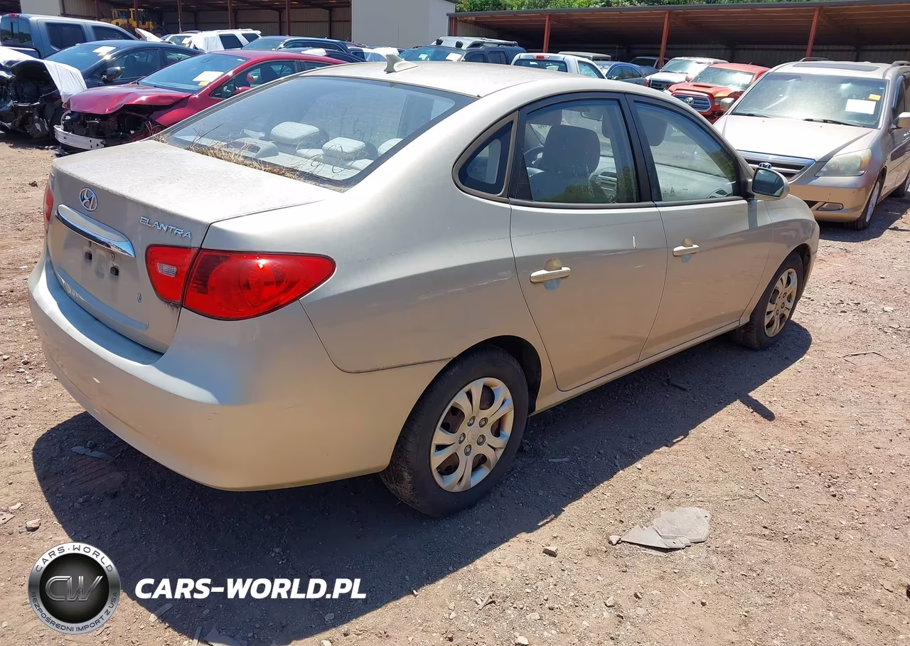 2010 Hyundai Elantra Gls VIN:KMHDU4AD5AU168947 - 4