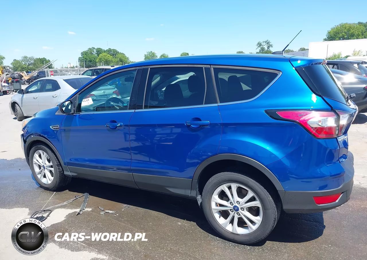 2017 Ford Escape Se VIN:1FMCU0GD0HUE85704 - 14