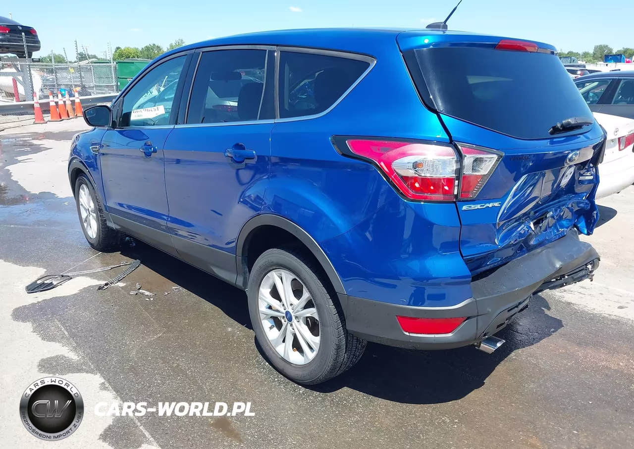 2017 Ford Escape Se VIN:1FMCU0GD0HUE85704 - 3