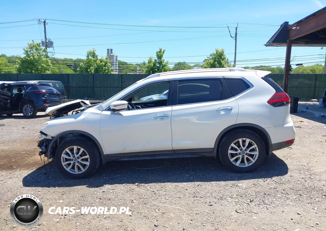 2018 Nissan Rogue Sv VIN:KNMAT2MVXJP599494 - 15