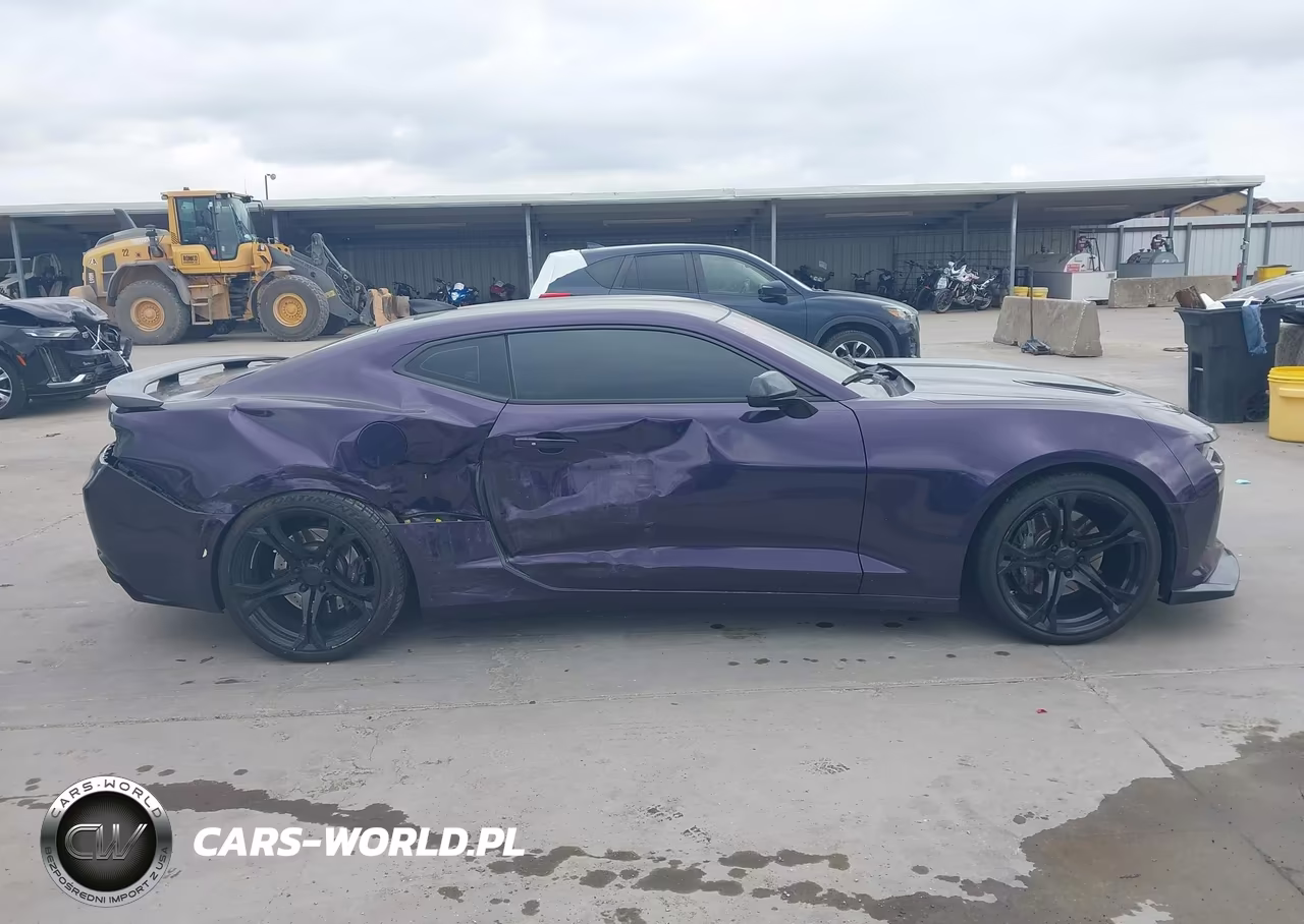 2018 Chevrolet Camaro 2Ss VIN:1G1FH1R73J0185583 - 13