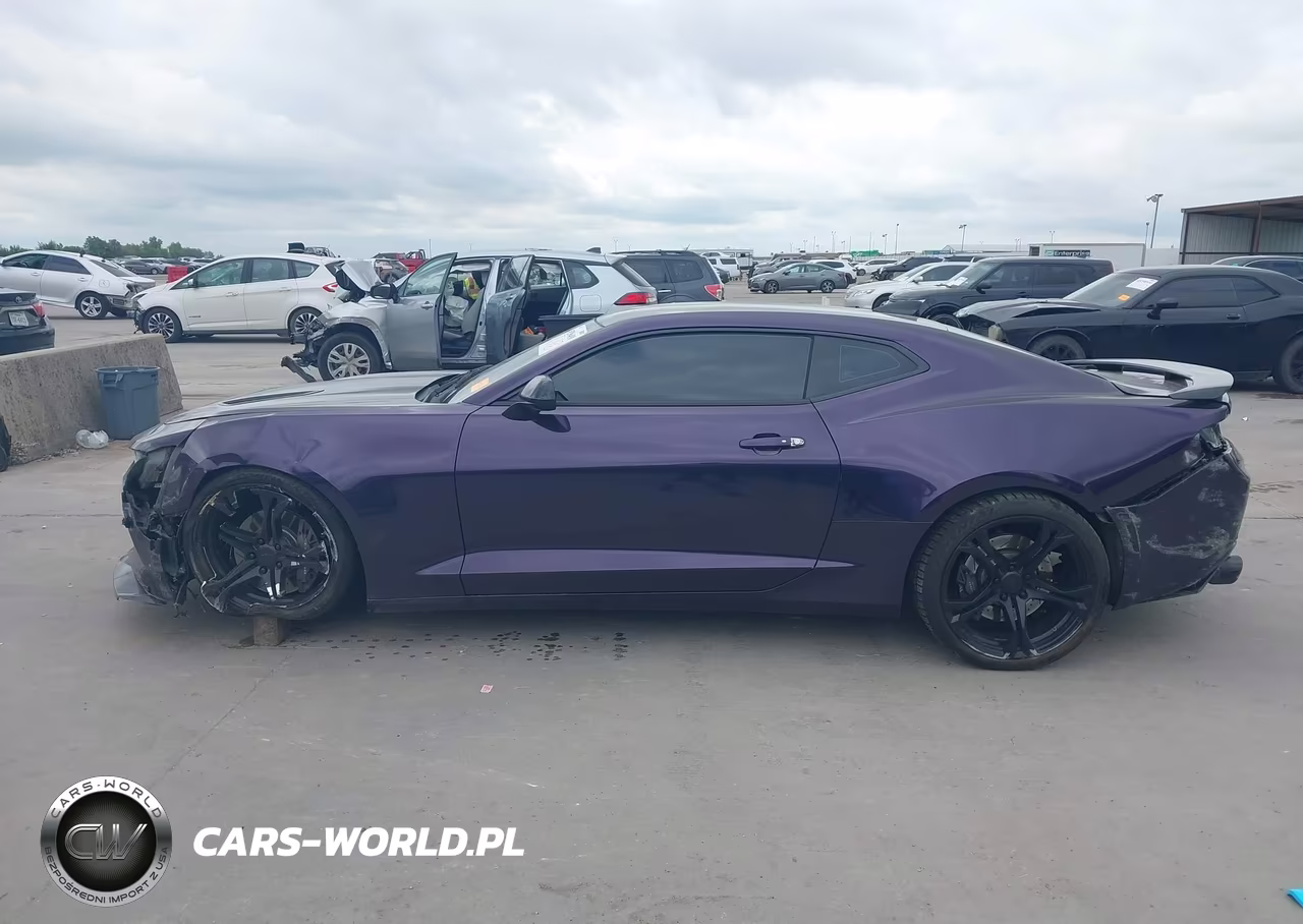 2018 Chevrolet Camaro 2Ss VIN:1G1FH1R73J0185583 - 14