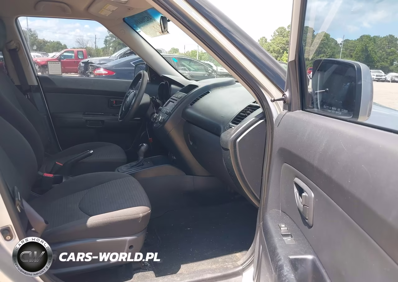 2012 Kia Soul VIN:KNDJT2A52C7451623 - 5