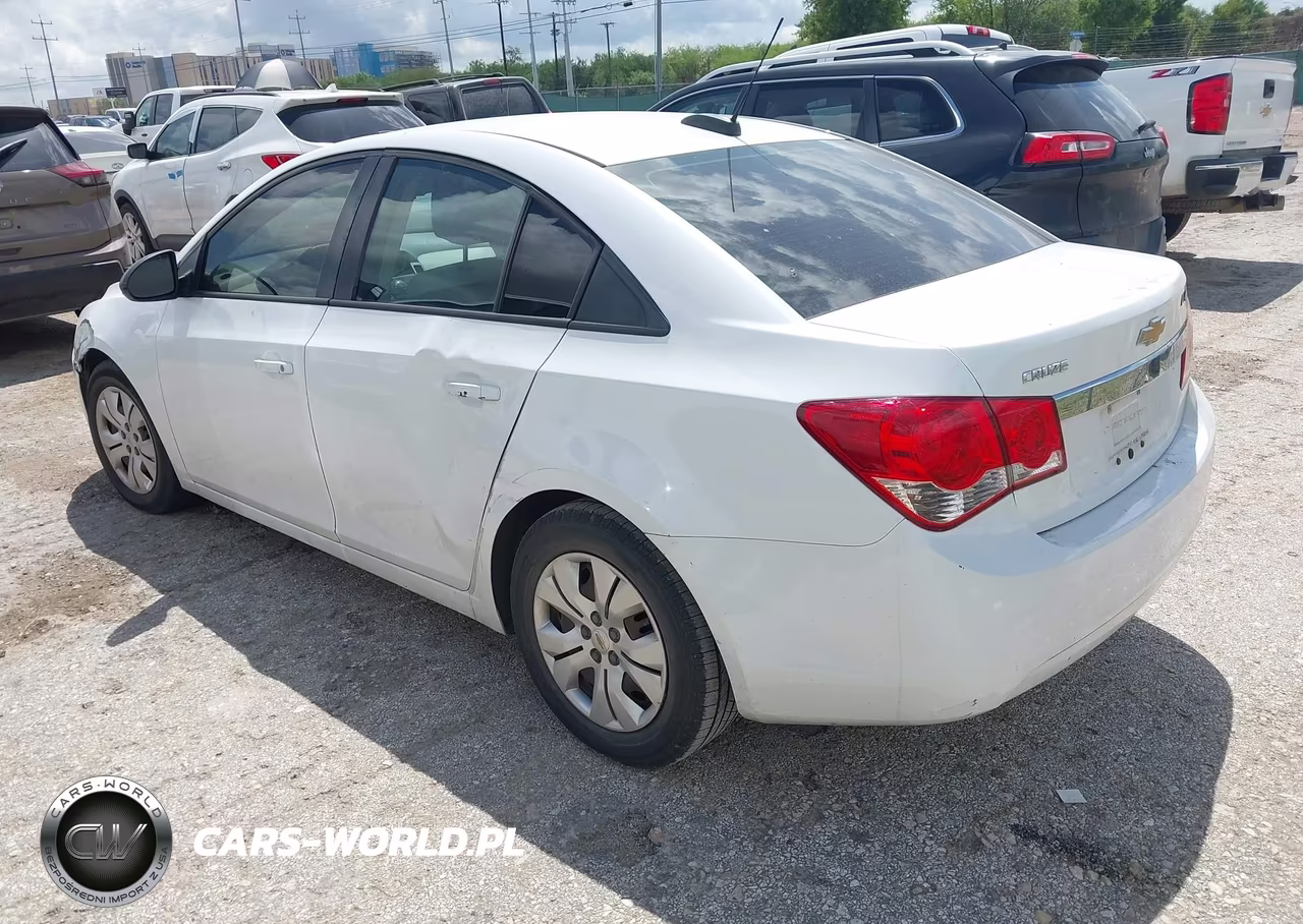 2016 Chevrolet Cruze Limited Ls Auto VIN:1G1PC5SH6G7140019 - 3