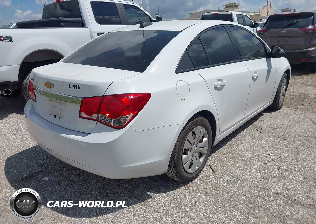 2016 Chevrolet Cruze Limited Ls Auto VIN:1G1PC5SH6G7140019 - 4