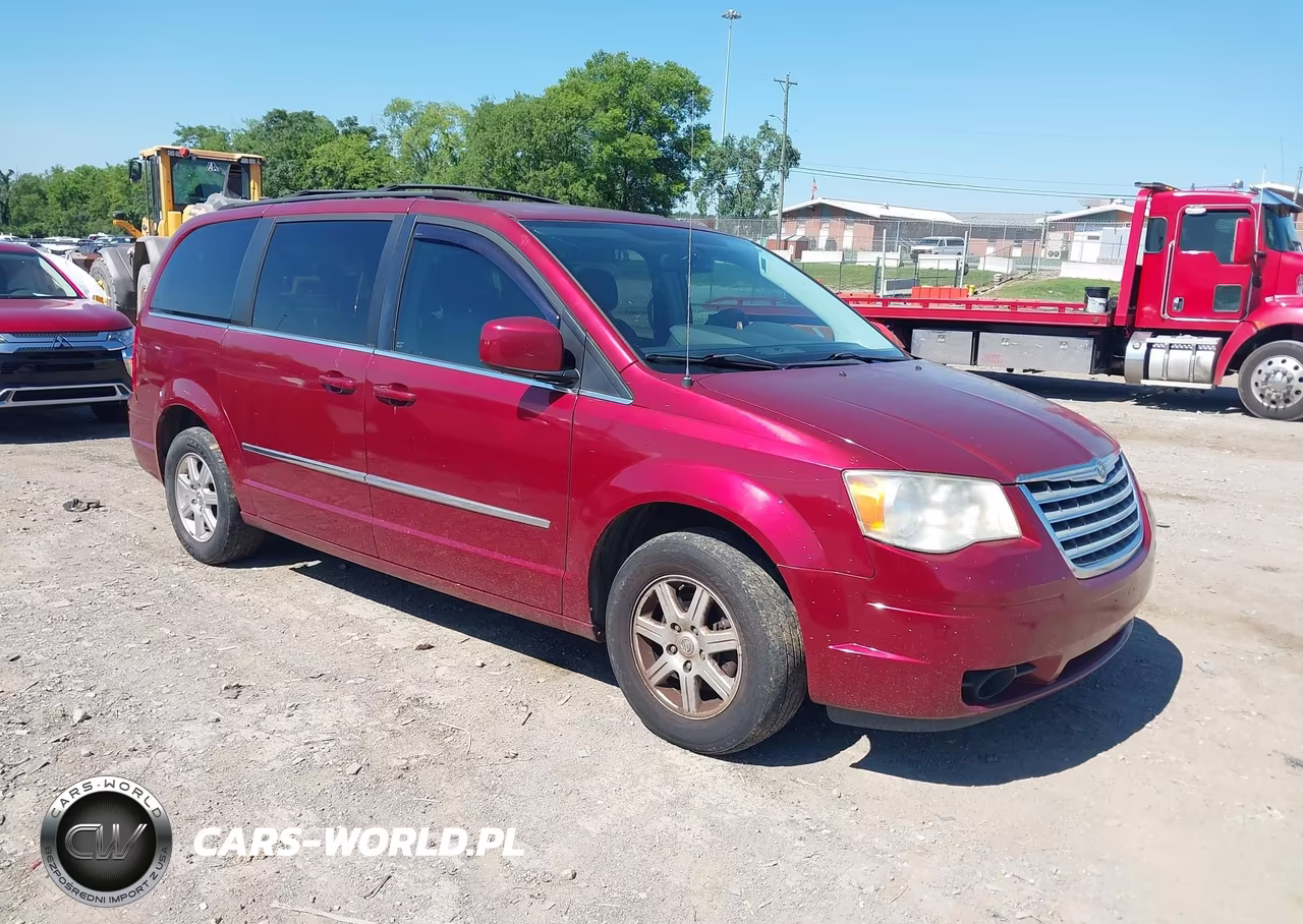 2010 Chrysler Town & Country Touring Plus