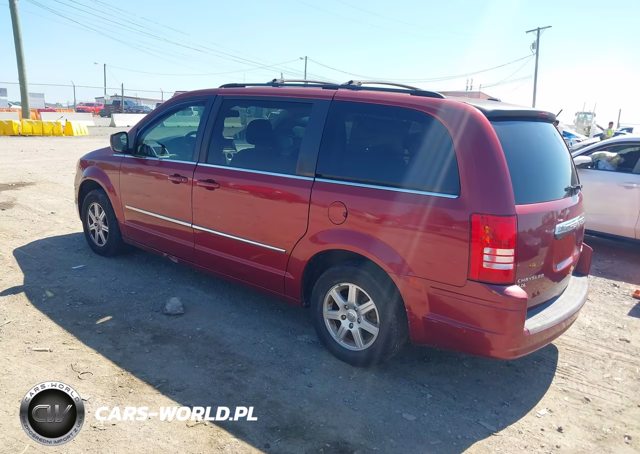 2010 Chrysler Town & Country Touring Plus VIN:2A4RR8DX4AR358349 - 3