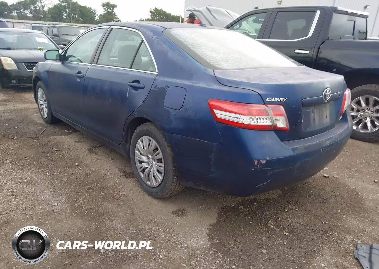 2010 Toyota Camry Le VIN:4T1BF3EK4AU523448 - 3
