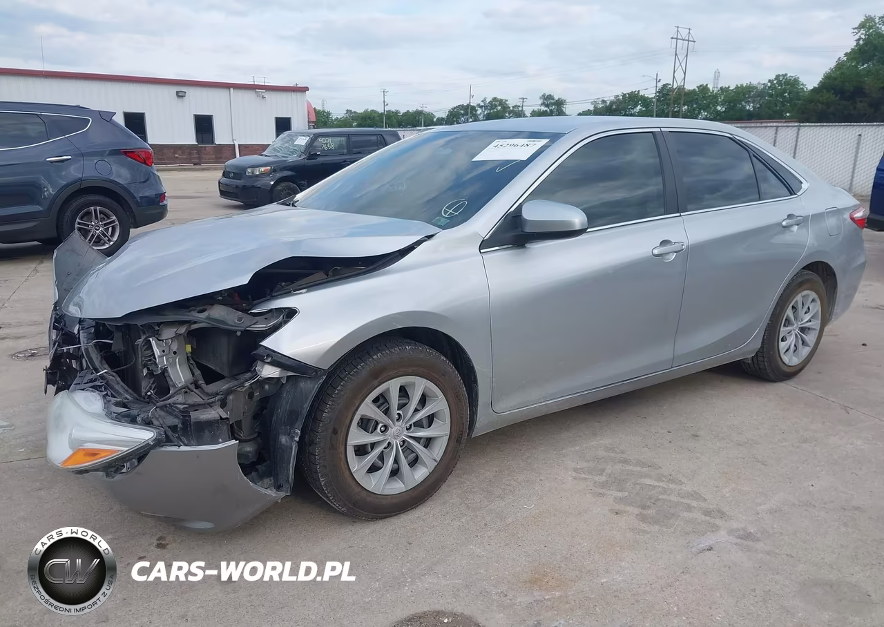 2015 Toyota Camry Le VIN:4T1BF1FK1FU083120 - 2