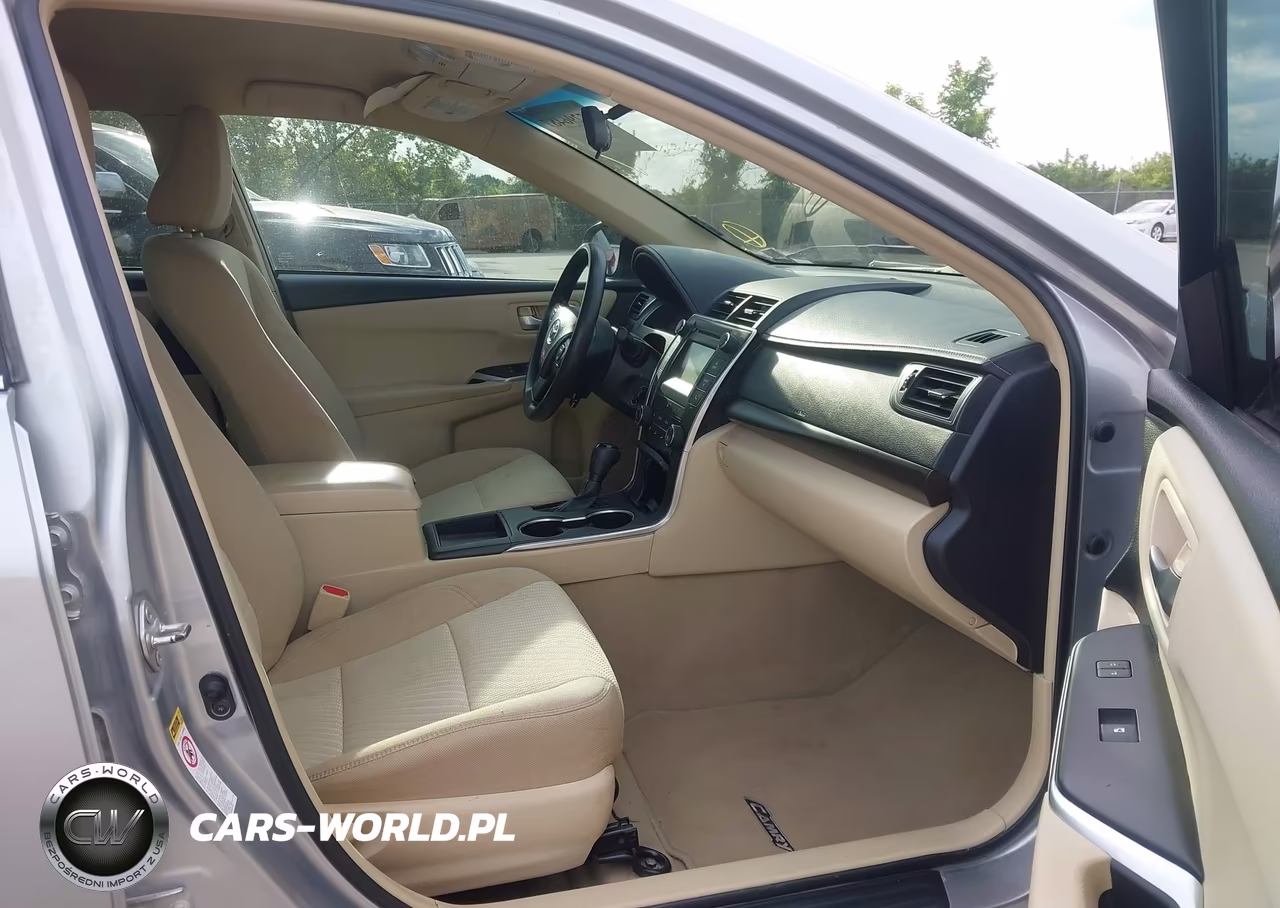 2015 Toyota Camry Le VIN:4T1BF1FK1FU083120 - 5