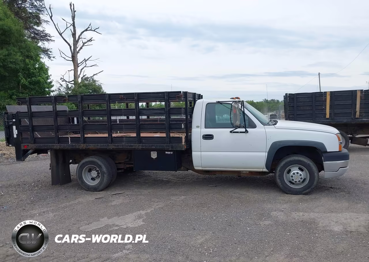 2003 Chevrolet Silverado 3500 Chassis VIN:1GBJC34183E141619 - 13
