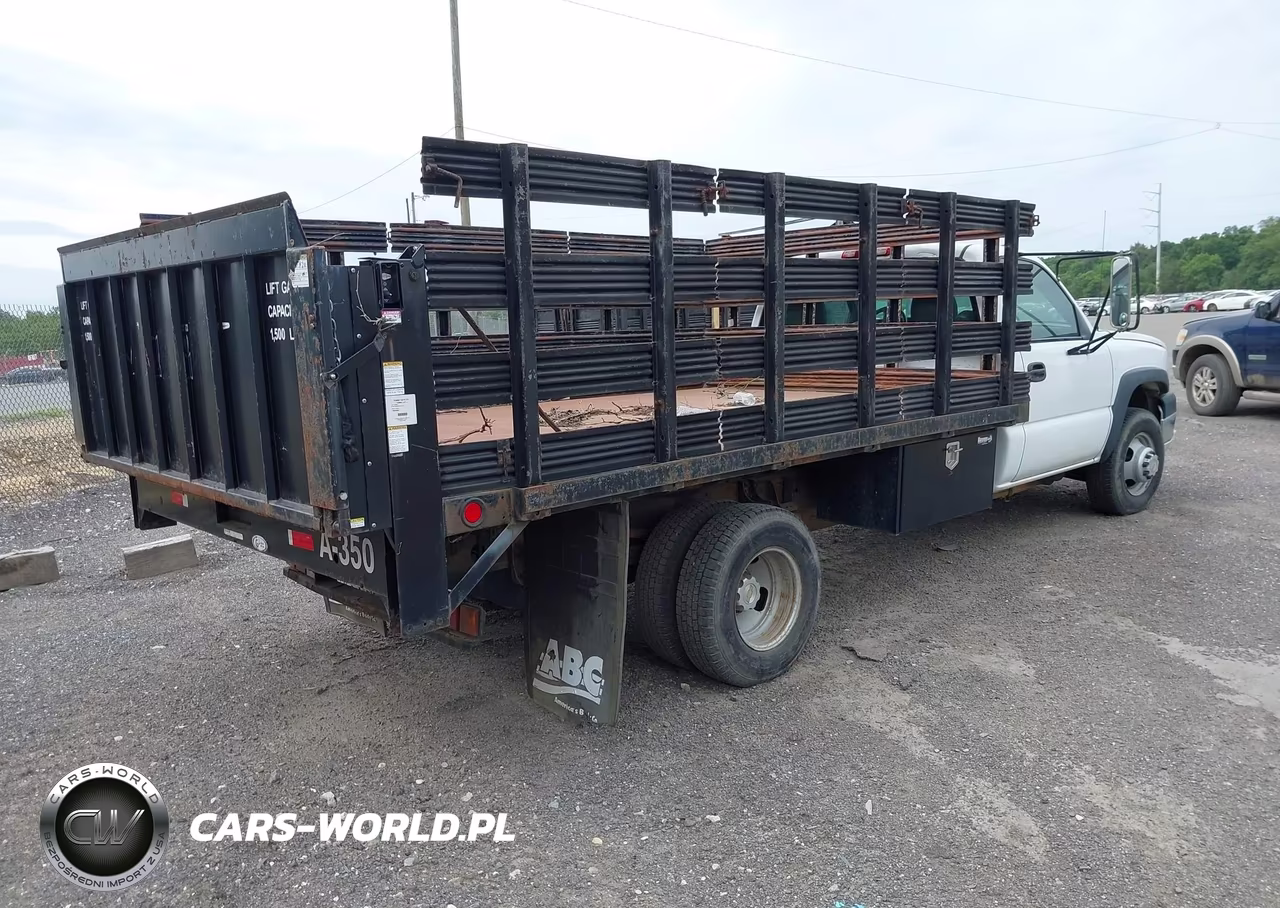 2003 Chevrolet Silverado 3500 Chassis VIN:1GBJC34183E141619 - 4
