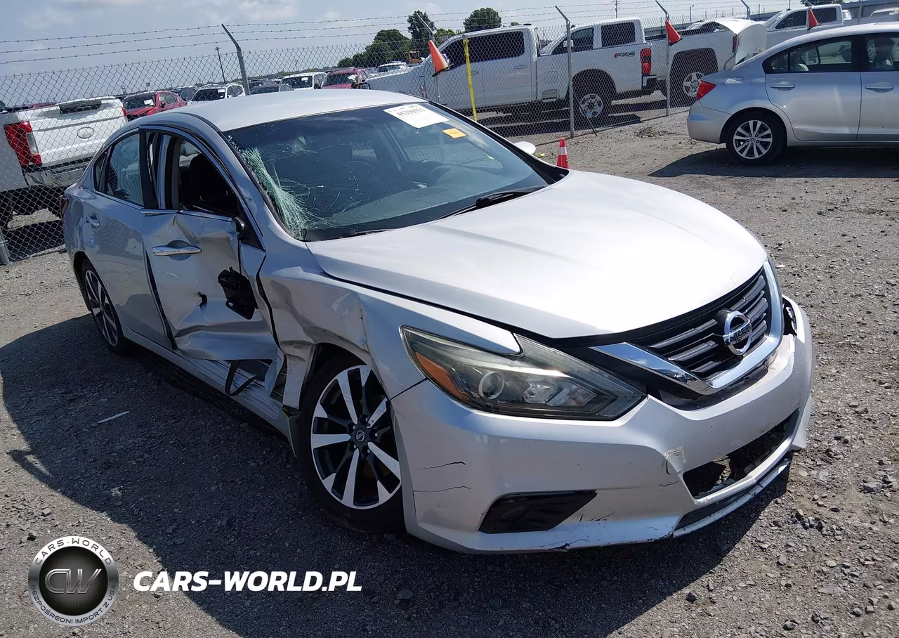 2017 Nissan Altima 2.5 Sr – zdjęcie 1 z 16