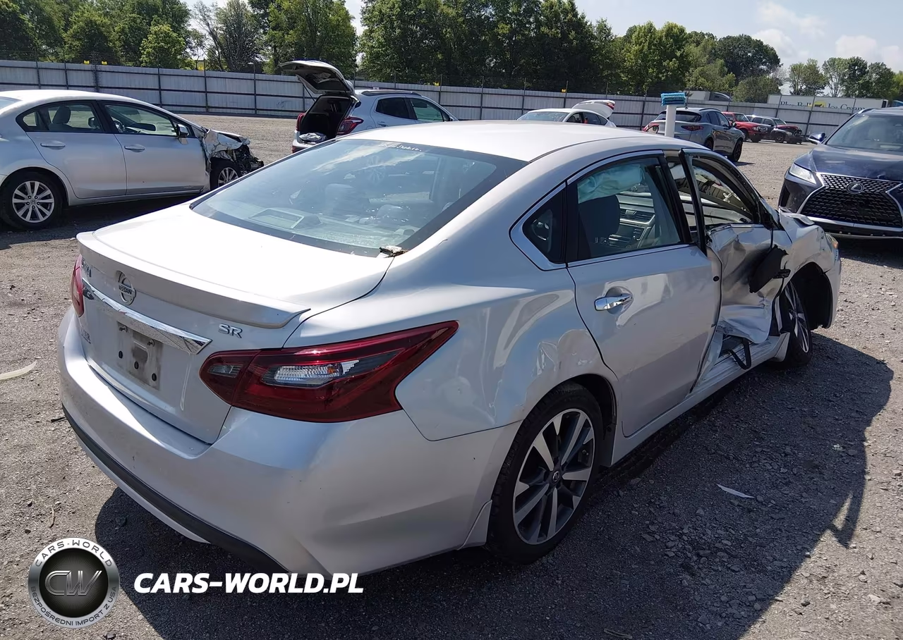 2017 Nissan Altima 2.5 Sr VIN:1N4AL3AP7HC254586 - 4
