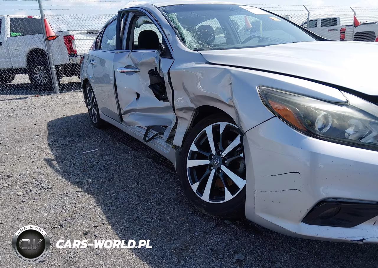 2017 Nissan Altima 2.5 Sr VIN:1N4AL3AP7HC254586 - 6