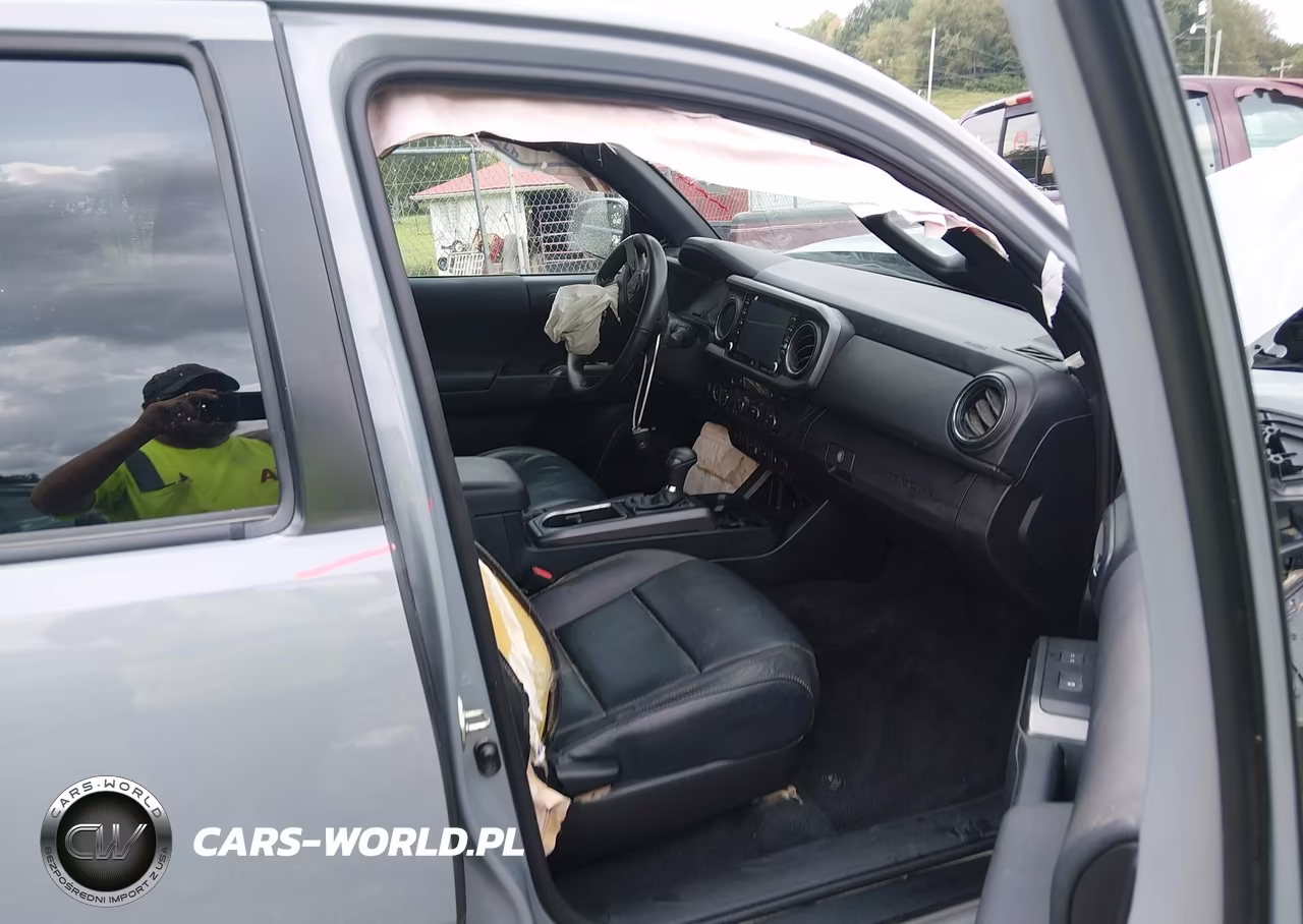2021 Toyota Tacoma Trd Off-Road VIN:3TMCZ5AN3MM373305 - 5