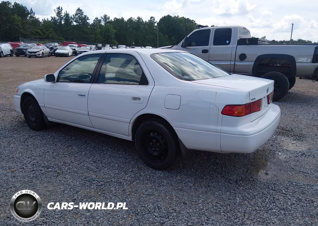 2001 Toyota Camry Le VIN:4T1BG22K81U822761 - 3
