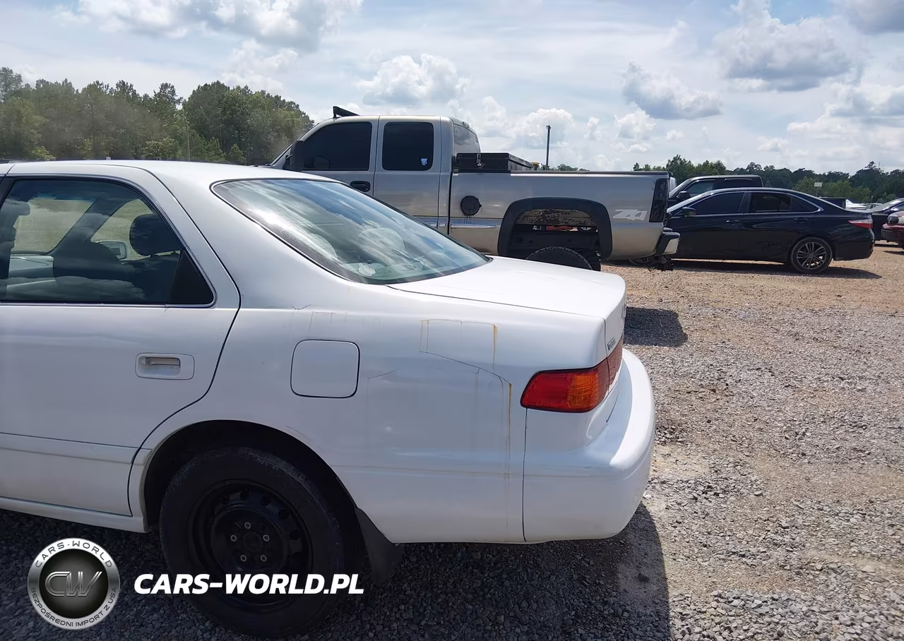 2001 Toyota Camry Le VIN:4T1BG22K81U822761 - 6