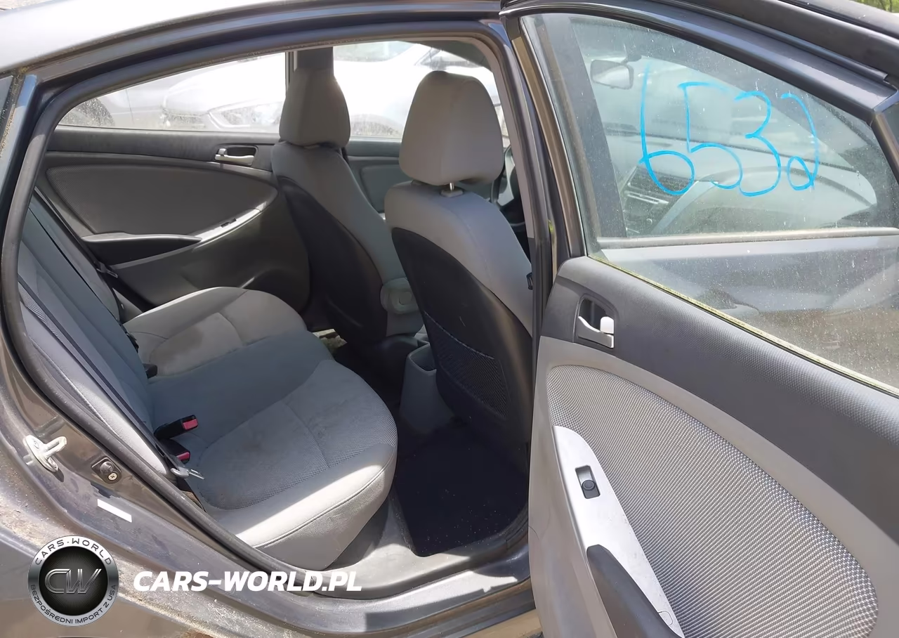 2012 Hyundai Accent Gls VIN:KMHCT4AE2CU095563 - 8