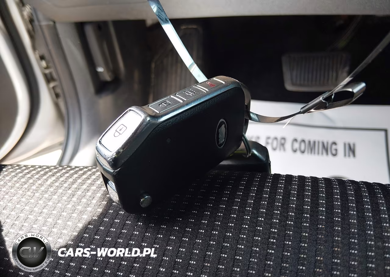 2020 Kia Forte Lxs VIN:3KPF24AD0LE235636 - 11