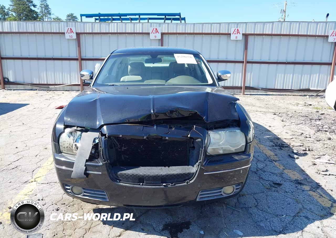 2010 Chrysler 300 Touring-Signature Series-Executive Series VIN:2C3CA5CV9AH211293 - 12