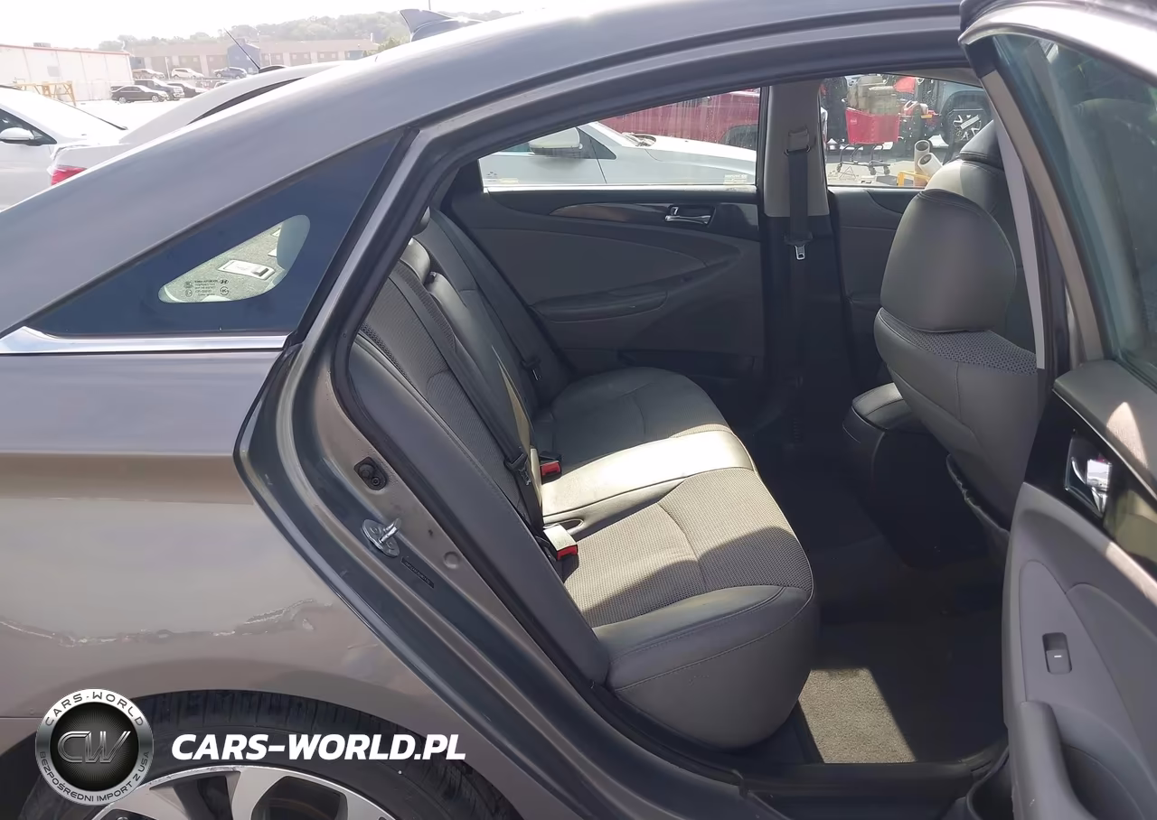 2014 Hyundai Sonata Se VIN:5NPEC4AC7EH824701 - 8