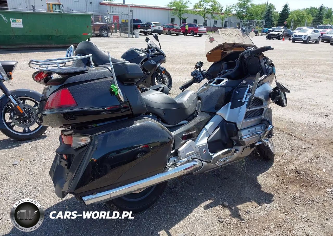 2012 Honda Gl1800 VIN:JH2SC68G3CK000787 - 4