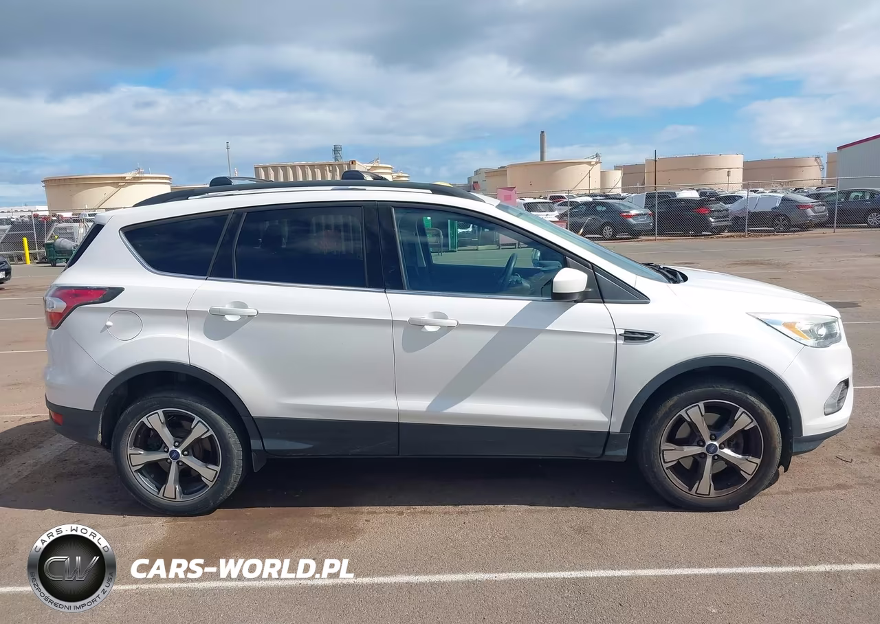 2017 Ford Escape Se VIN:1FMCU9GD0HUA47978 - 13