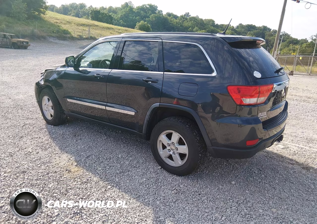 2012 Jeep Grand Cherokee Laredo VIN:1C4RJEAG4CC204347 - 3