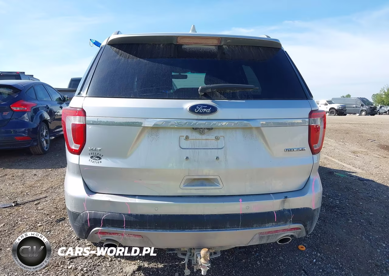 2016 Ford Explorer Xlt VIN:1FM5K7D86GGB94524 - 16
