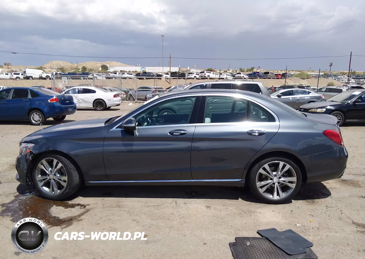 2015 Mercedes-Benz C 300 Luxury 4Matic VIN:55SWF4KB9FU082785 - 14