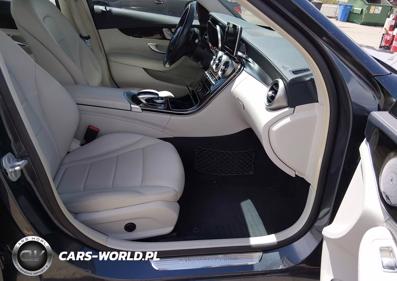 2015 Mercedes-Benz C 300 Luxury 4Matic VIN:55SWF4KB9FU082785 - 5