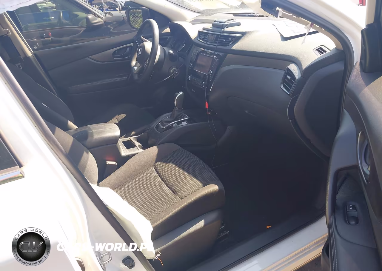 2019 Nissan Rogue Sport S VIN:JN1BJ1CP9KW215514 - 5