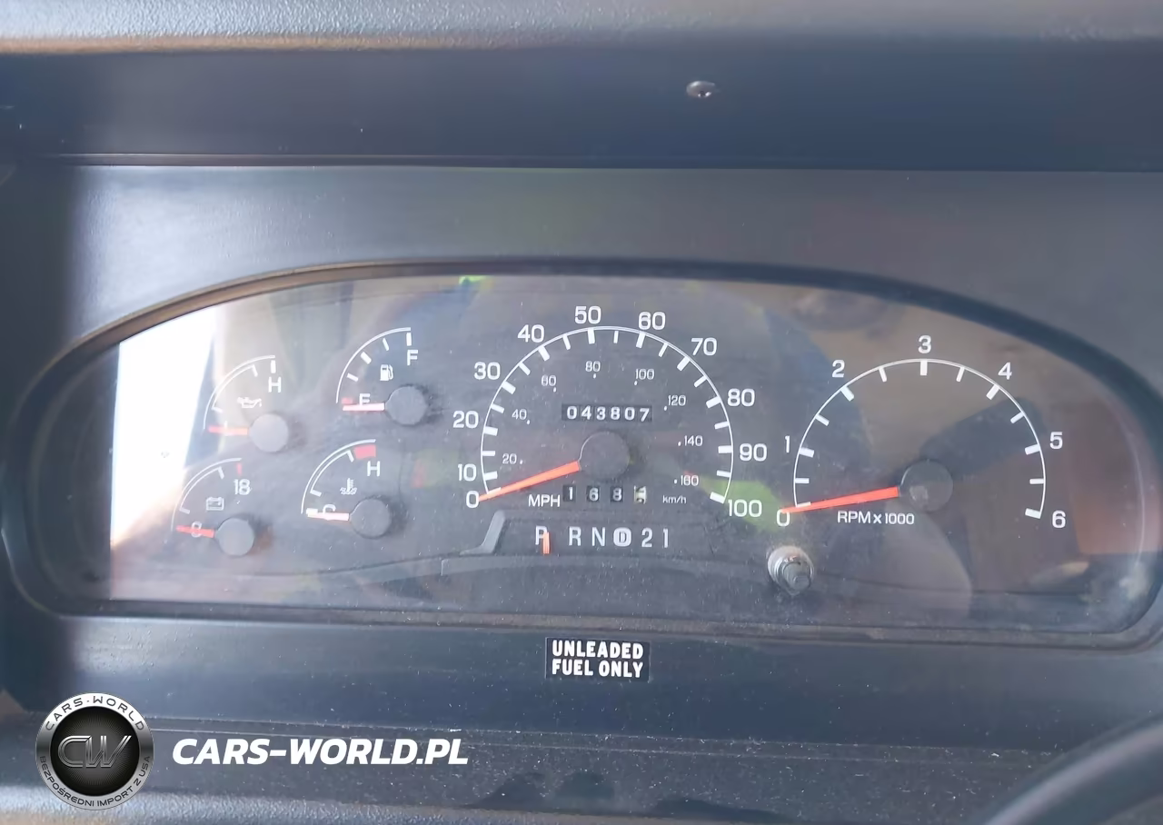 2002 Ford F550 Super Duty Stripped Chass VIN:1FCMF53S920A08787 - 7