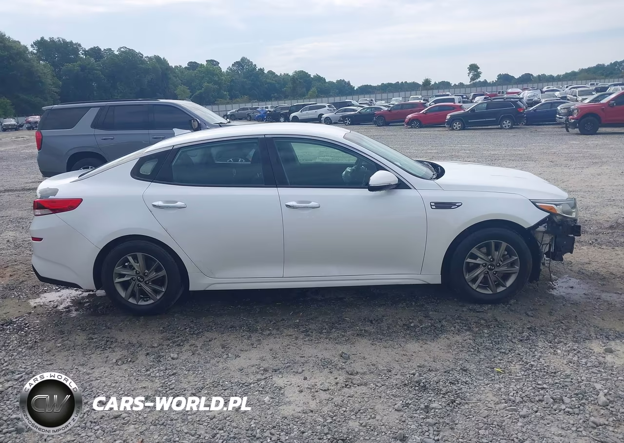 2019 Kia Optima Lx VIN:5XXGT4L38KG333230 - 14